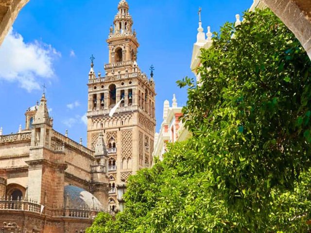 From the Alcázar to the Giralda: Exploring Seville’s Top Landmarks