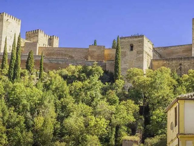 Discovering Granada: The City’s Must-See Landmarks