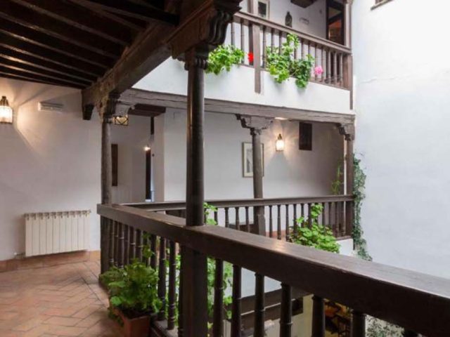 Granada on a Budget: Top Affordable Hotels You’ll Love