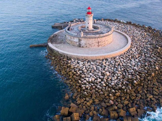From Belém Tower to the Alley of Figs: Discovering 5 Hidden Historical Corners of Lisbon